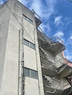 古くなった建物の解体工事も相談してください