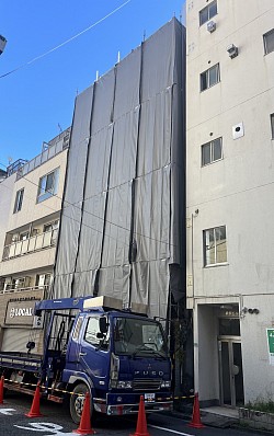 解体時は近隣対策もきちんとして作業します