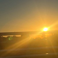 足場繋ぎ無し圧縮ジャッキのみで6階まで足場を組むがみんなが怖がってる