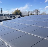 家庭用太陽光発電と蓄電池の設置から交換工事ました。