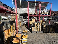 資材置場も積み込みやすく綺麗