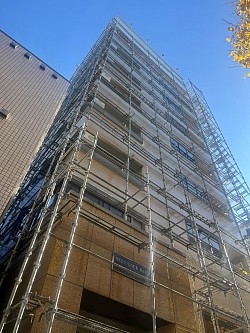 ビルの足場工事