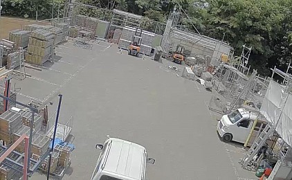 資材置き場は綺麗に整理整頓されてます