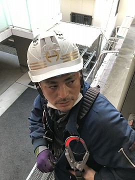 地蔵は、地獄、餓鬼、畜生、修羅、人、天の6つの世界で人々を救う存在とされています